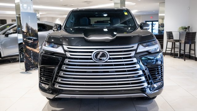 2024 Lexus LX 600 Luxury 2