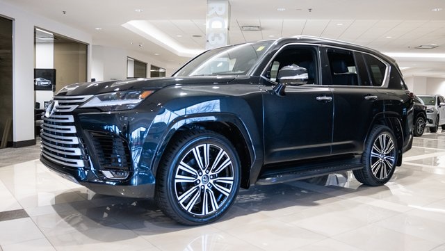 2024 Lexus LX 600 Luxury 3