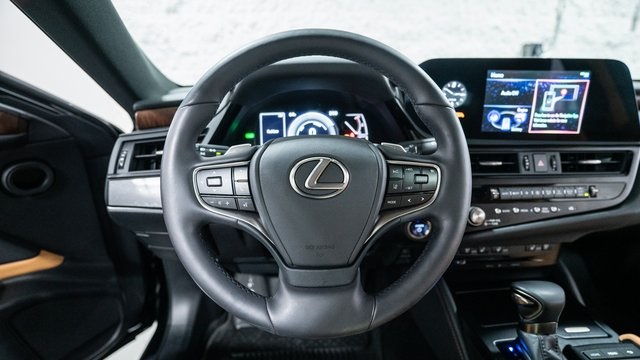 2022 Lexus ES 300h 12