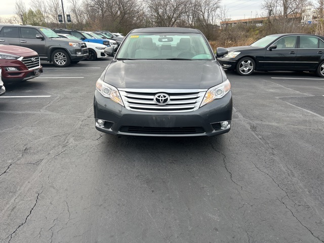 2012 Toyota Avalon Limited 2