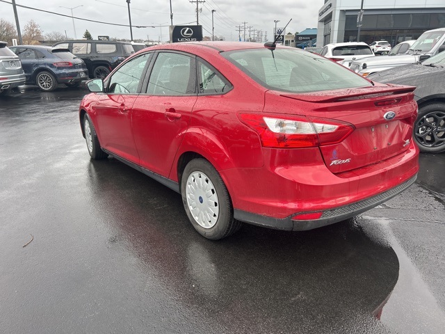 2012 Ford Focus SE 4