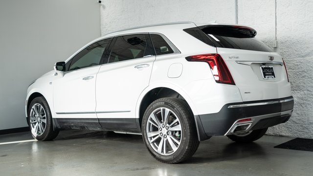 2022 Cadillac XT5 Premium Luxury 3