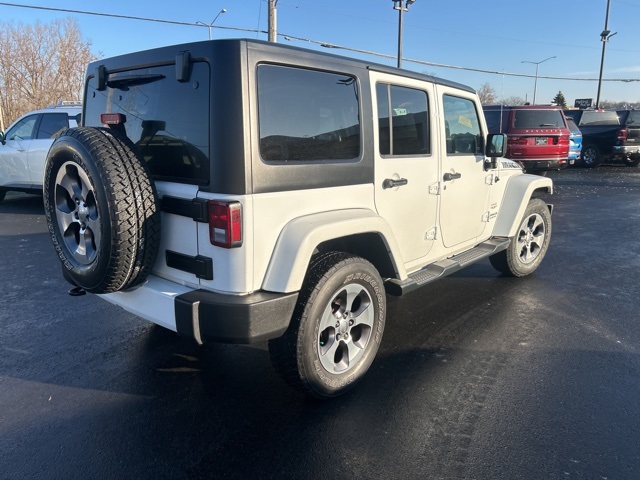 2016 Jeep Wrangler Unlimited Sahara 4