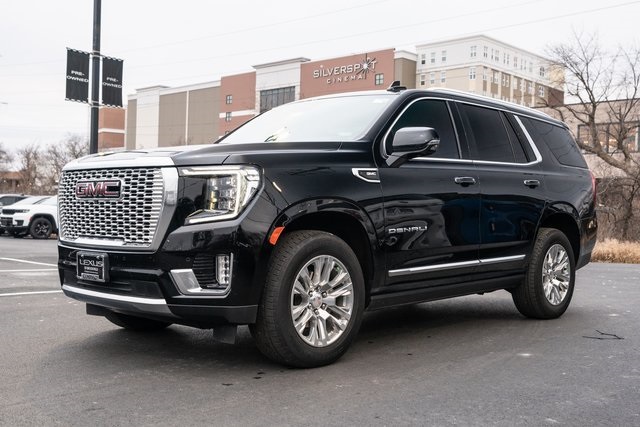 2023 GMC Yukon Denali 3