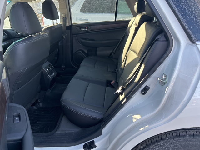 2018 Subaru Outback 3.6R 8