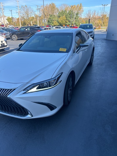 2021 Lexus ES 250 2