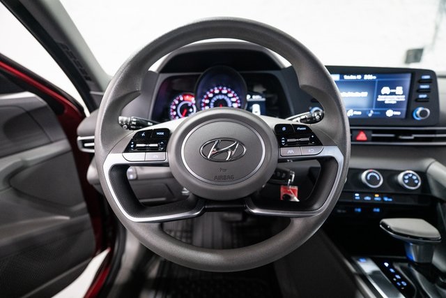 2021 Hyundai Elantra SE 11