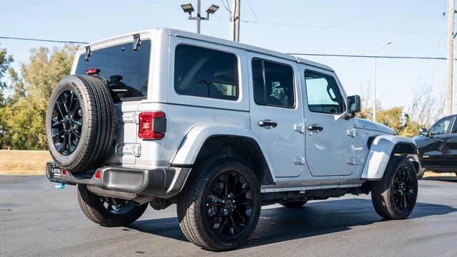 2024 Jeep Wrangler Sahara 4xe 6