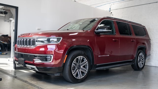 2023 Jeep Wagoneer L Series II 2