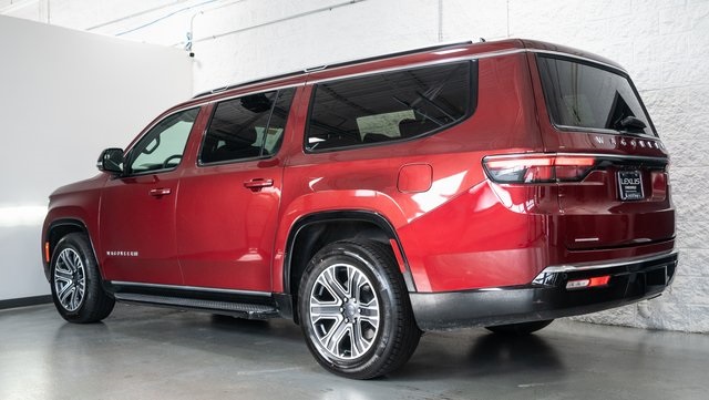 2023 Jeep Wagoneer L Series II 3