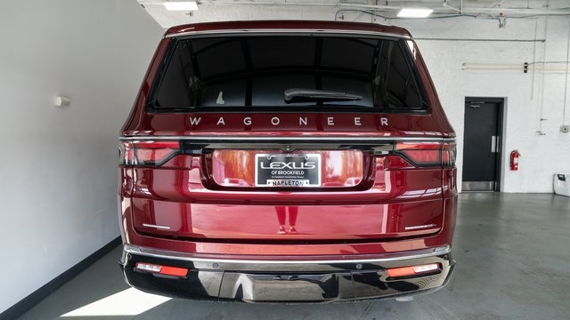 2023 Jeep Wagoneer L Series II 6