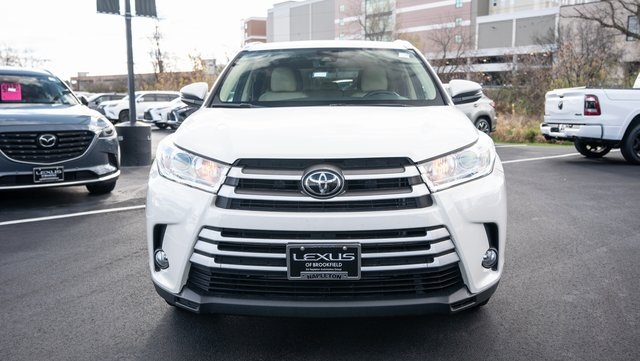 2019 Toyota Highlander XLE 2