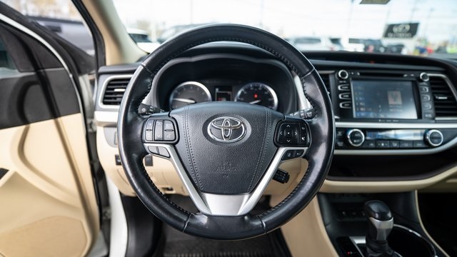 2019 Toyota Highlander XLE 12