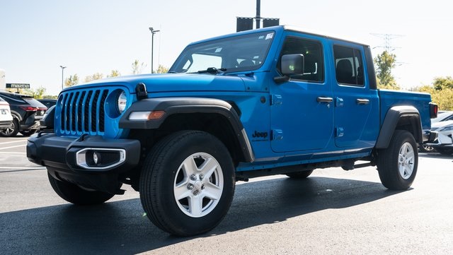 2023 Jeep Gladiator Sport 3