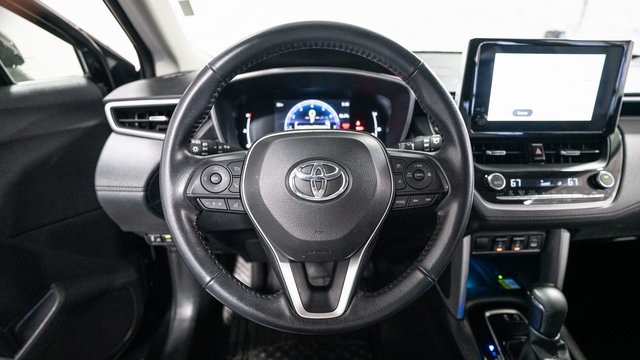 2023 Toyota Corolla Cross XLE 12