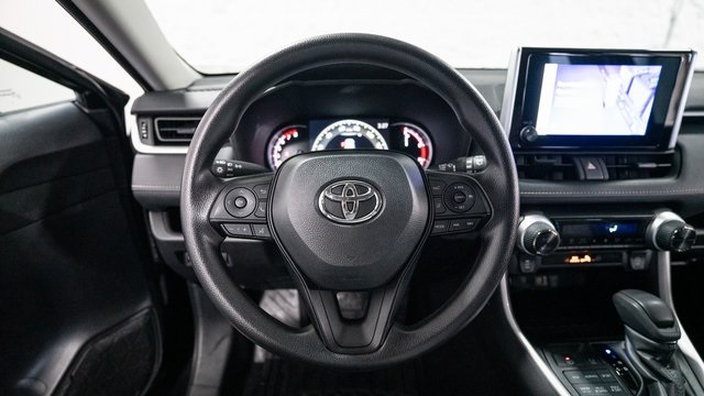 2024 Toyota RAV4 XLE 12