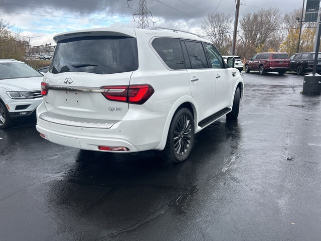 2021 INFINITI QX80 Premium Select 4