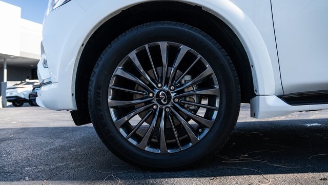 2021 INFINITI QX80 Premium Select 7