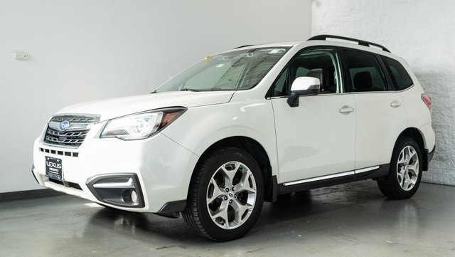 2018 Subaru Forester 2.5i Touring 2