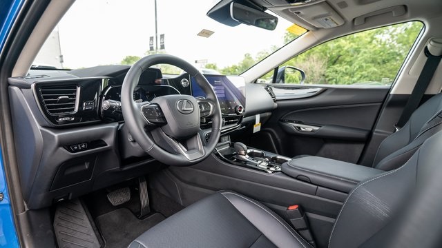 2025 Lexus NX 350h Premium 9