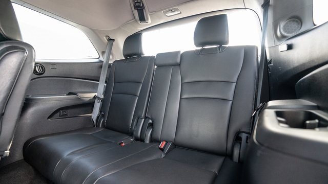 2019 Honda Pilot Touring 37