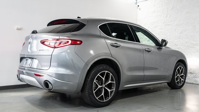 2021 Alfa Romeo Stelvio Ti 4