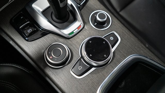 2021 Alfa Romeo Stelvio Ti 24