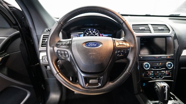 2018 Ford Explorer XLT 12