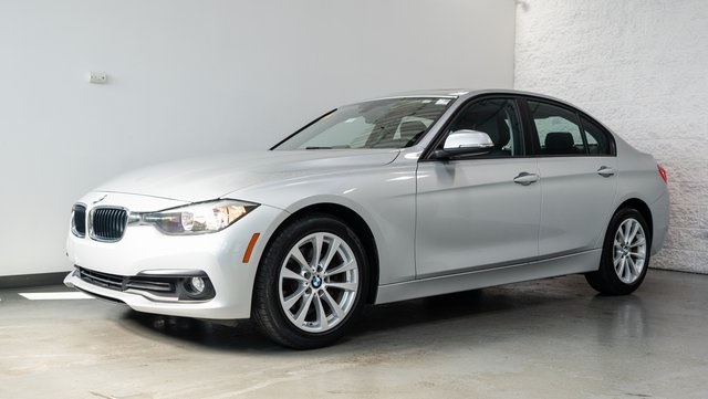 2016 BMW 3 Series 320i xDrive 2