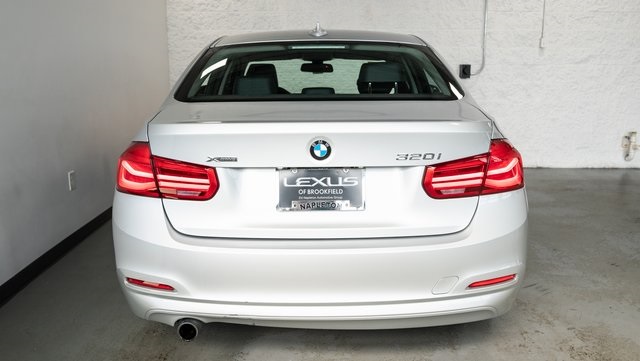 2016 BMW 3 Series 320i xDrive 6