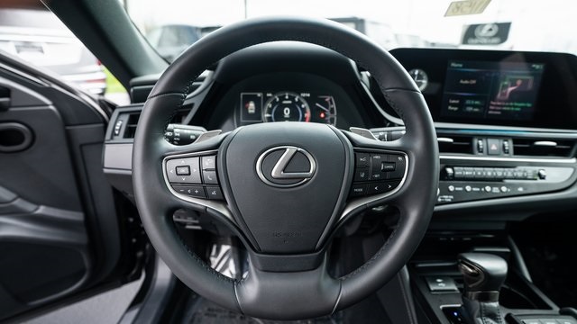 2022 Lexus ES 350 12