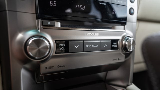 2017 Lexus GX 460 23