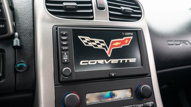 2005 Chevrolet Corvette . 32