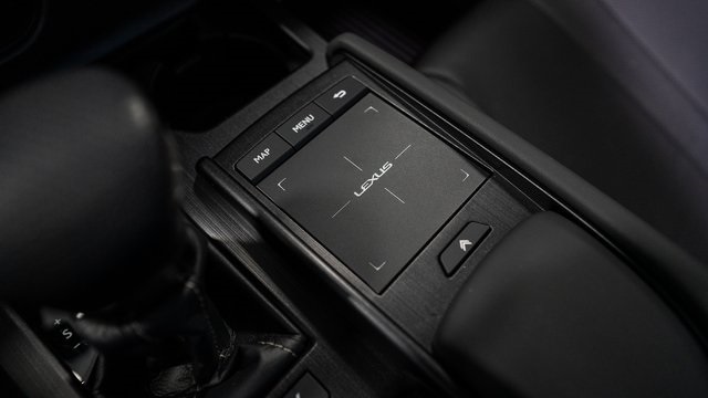 2022 Lexus ES 300h 24