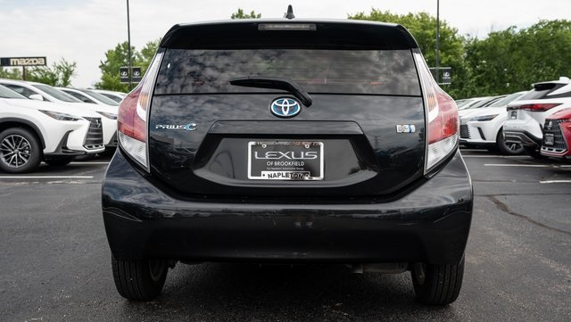 2016 Toyota Prius c Persona Series 5