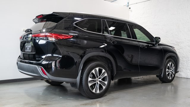 2021 Toyota Highlander XLE 4