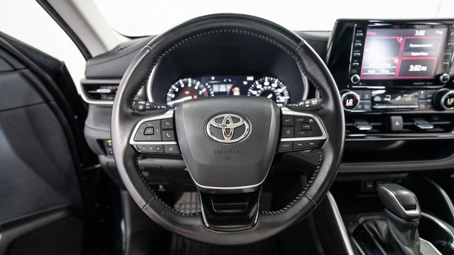 2021 Toyota Highlander XLE 12