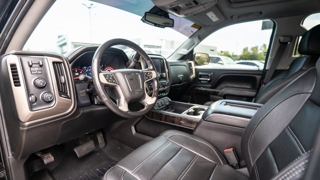 2014 GMC Sierra 3500HD Denali 11