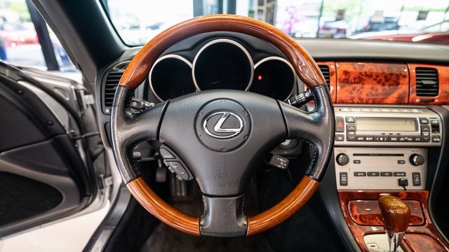 2010 Lexus SC 430 14