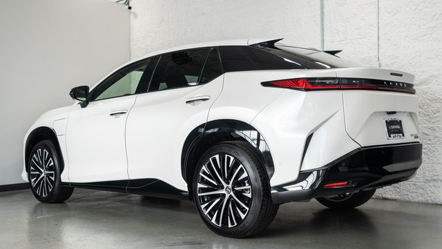 2023 Lexus RZ 450e Premium 3