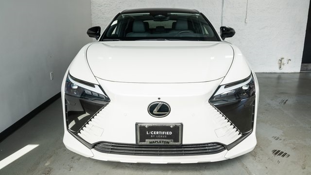 2023 Lexus RZ 450e Premium 5