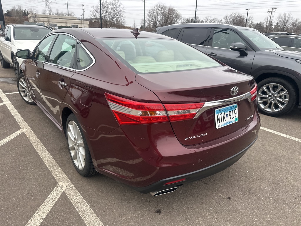 2015 Toyota Avalon Limited 8