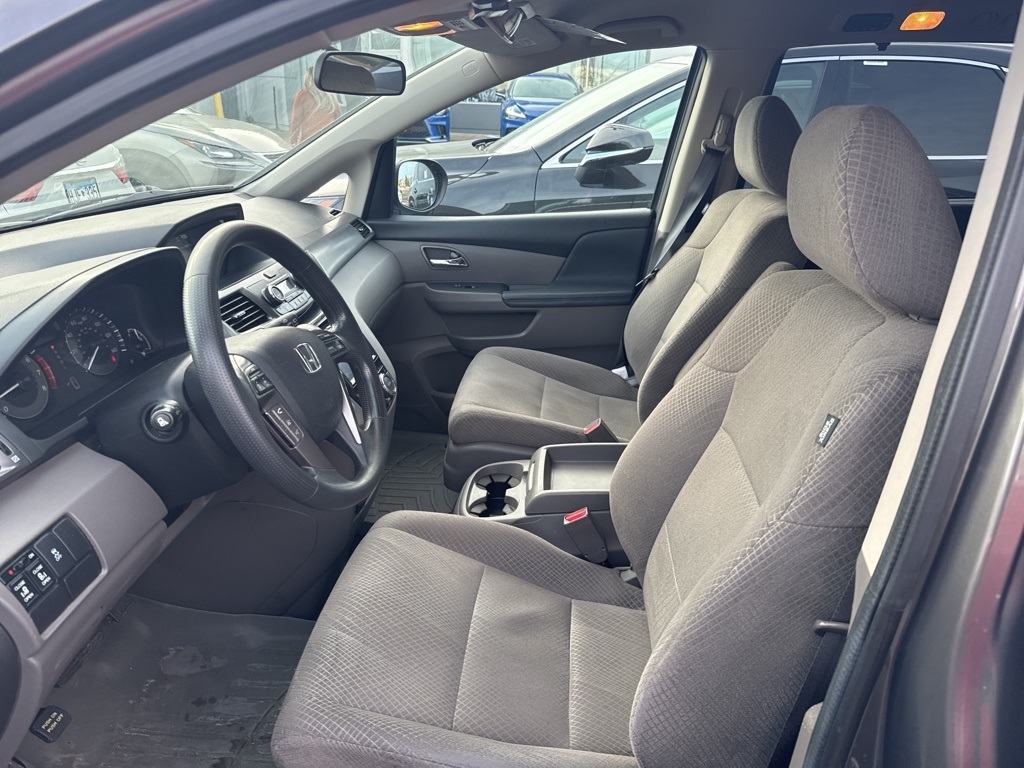 2014 Honda Odyssey EX 24