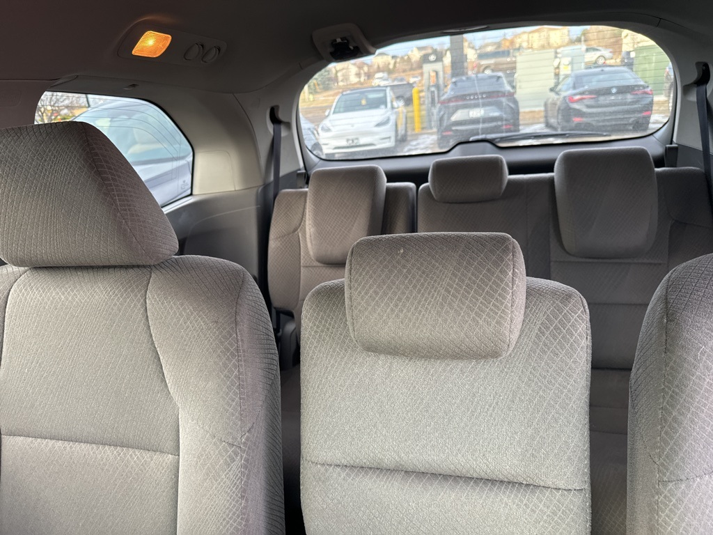 2014 Honda Odyssey EX 27