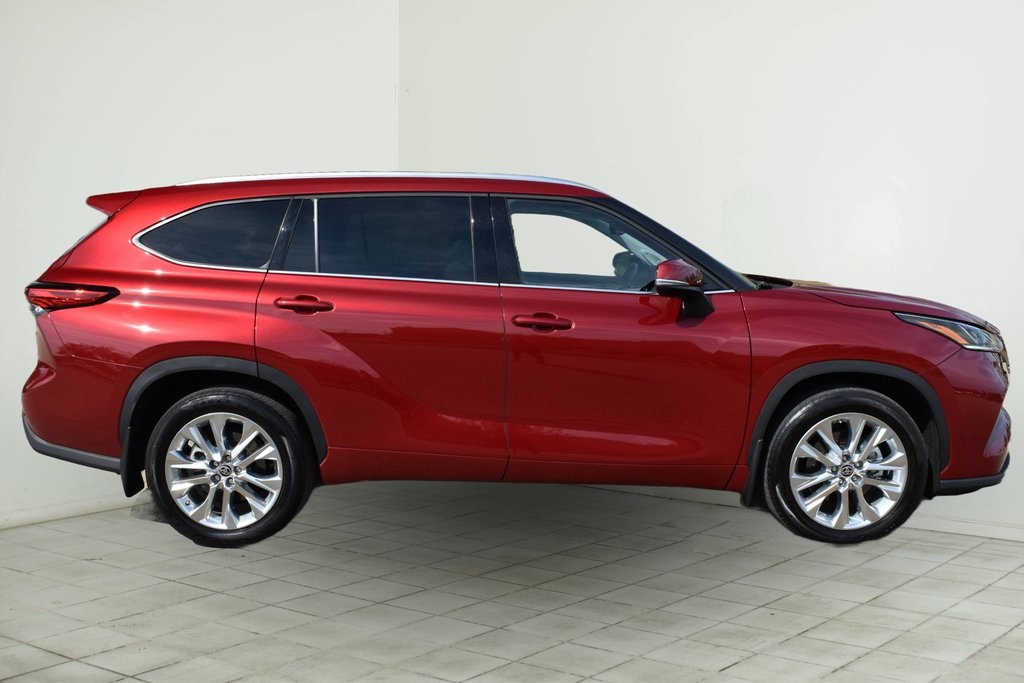 2022 Toyota Highlander Limited 2