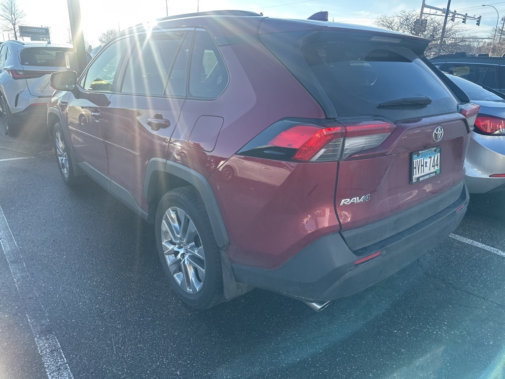 2022 Toyota RAV4 XLE Premium 10