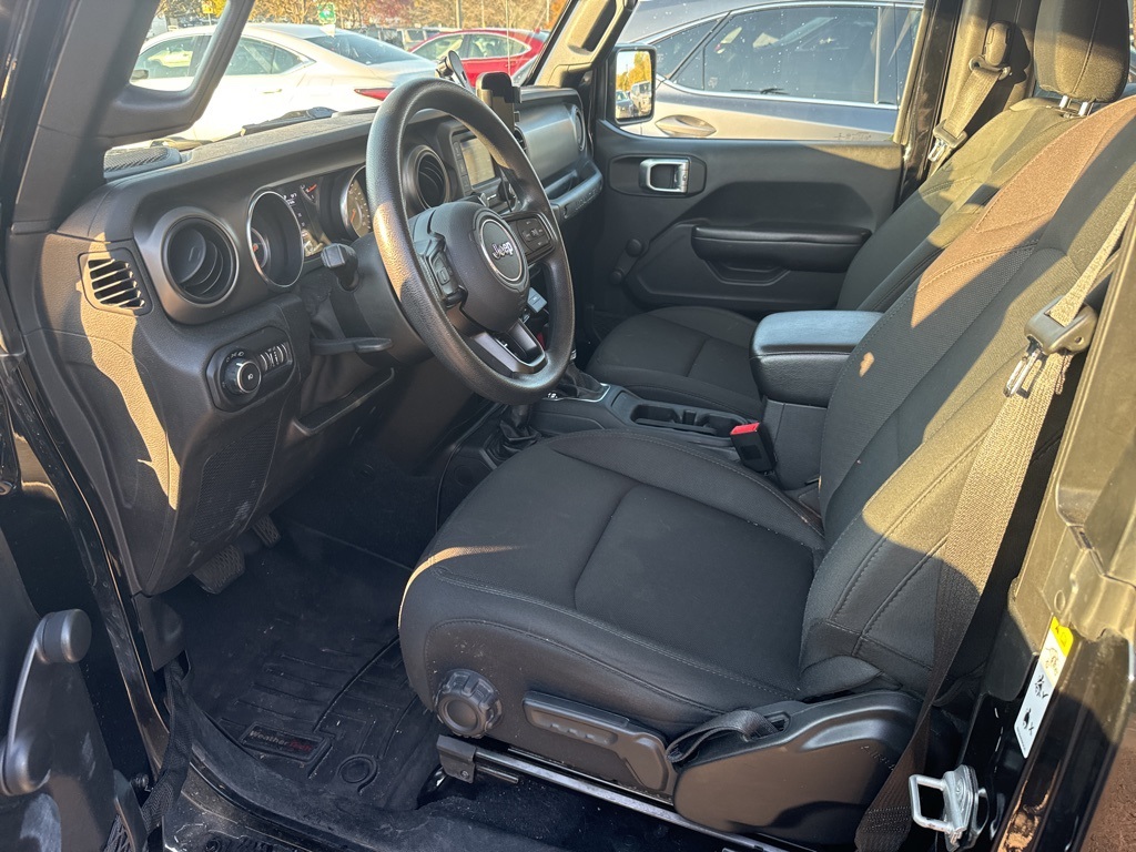 2019 Jeep Wrangler Sport 20