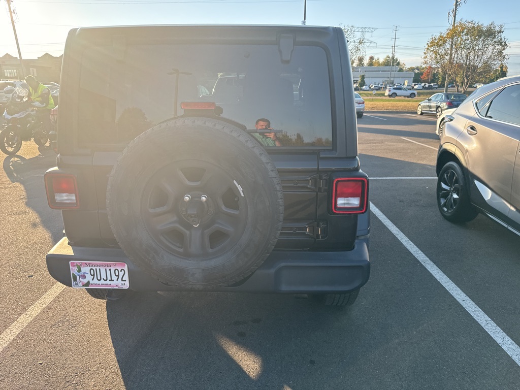 2019 Jeep Wrangler Sport 27