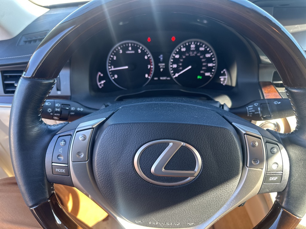 2014 Lexus ES 350 11