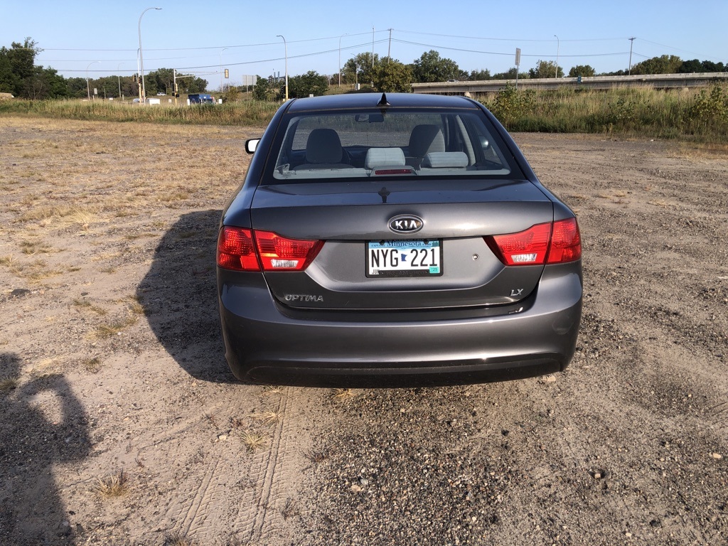 2009 Kia Optima LX 8